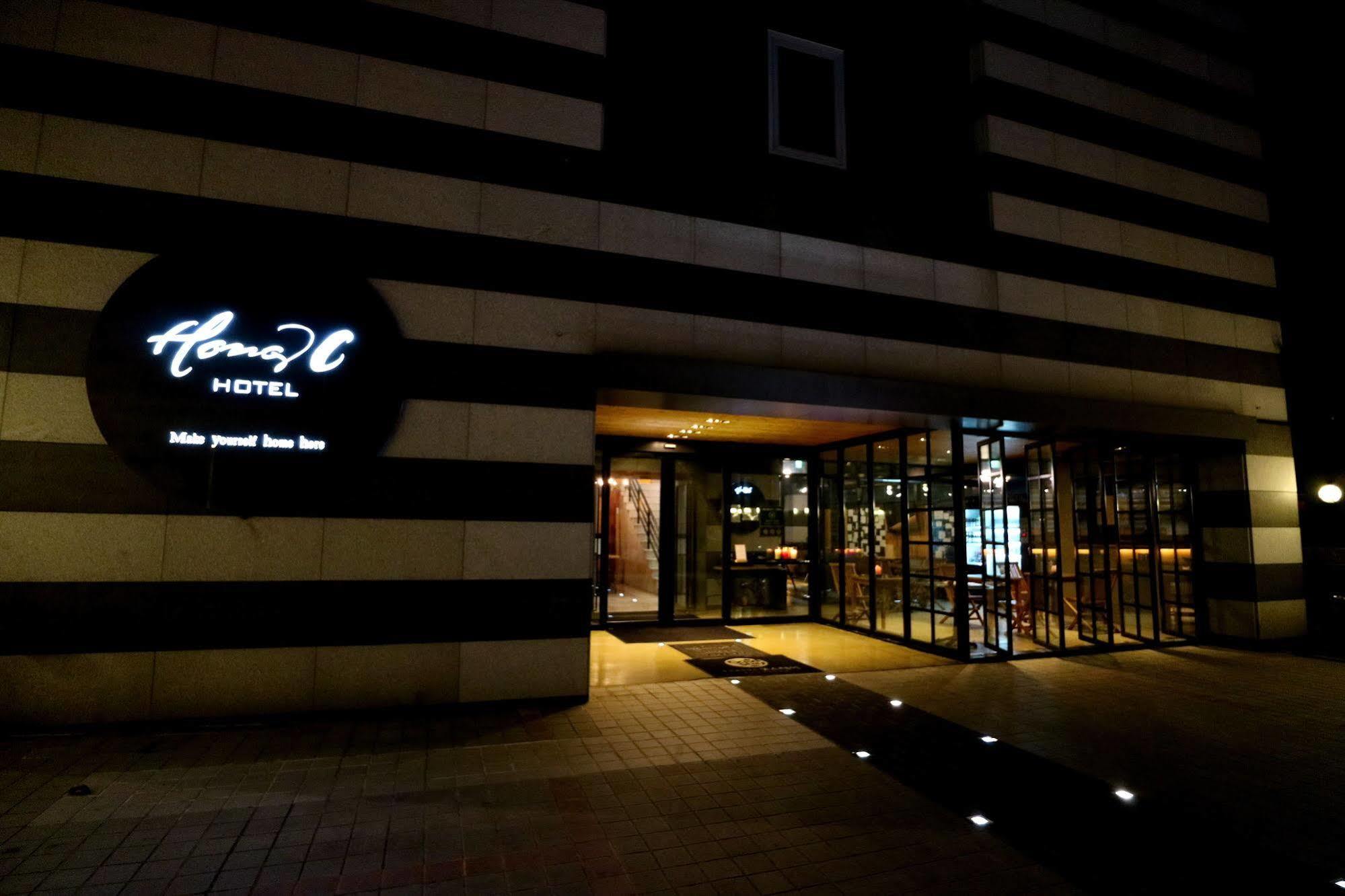 Hong C Hotel 江陵市 エクステリア 写真