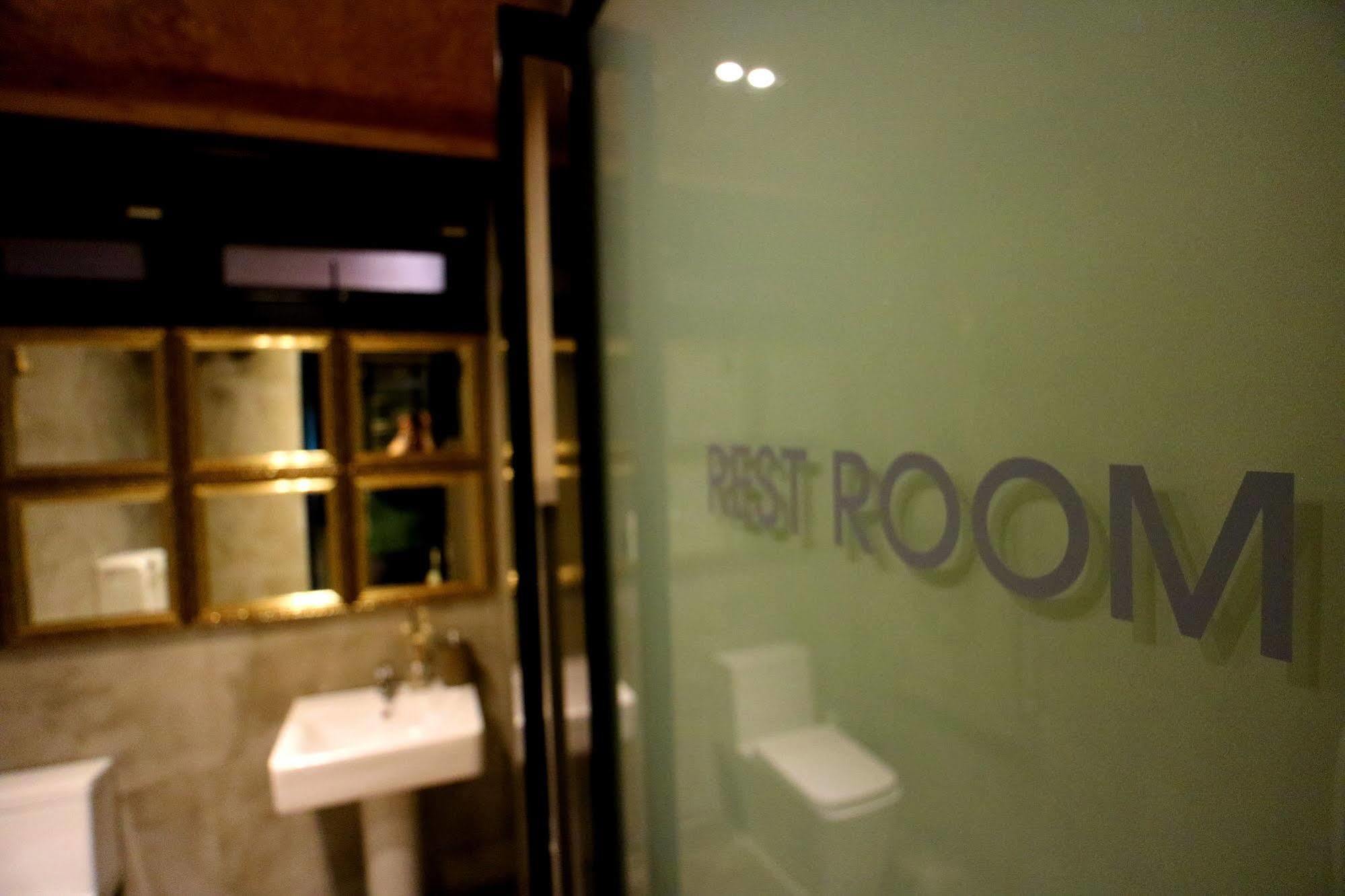 Hong C Hotel 江陵市 エクステリア 写真
