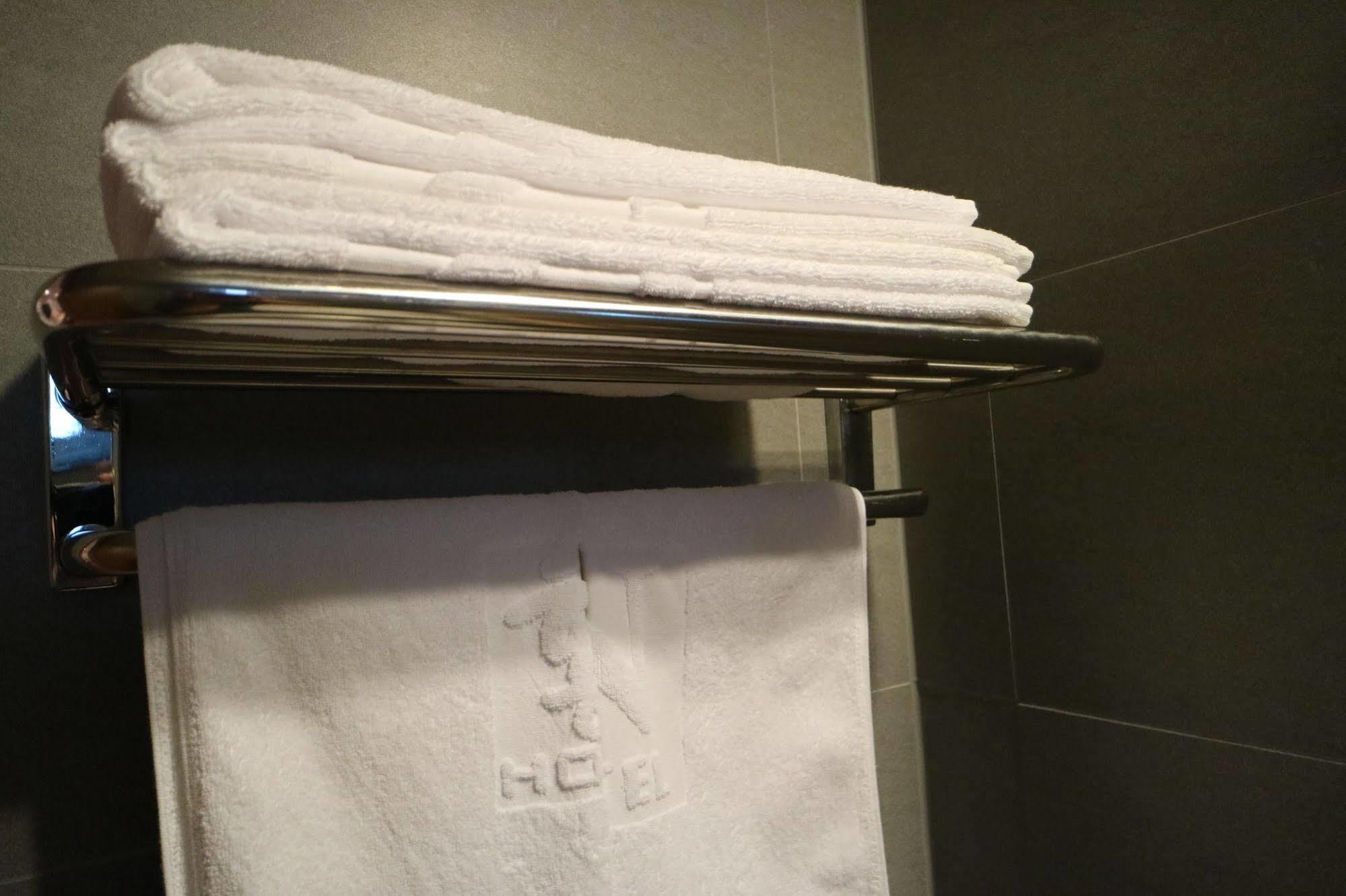Hong C Hotel 江陵市 エクステリア 写真