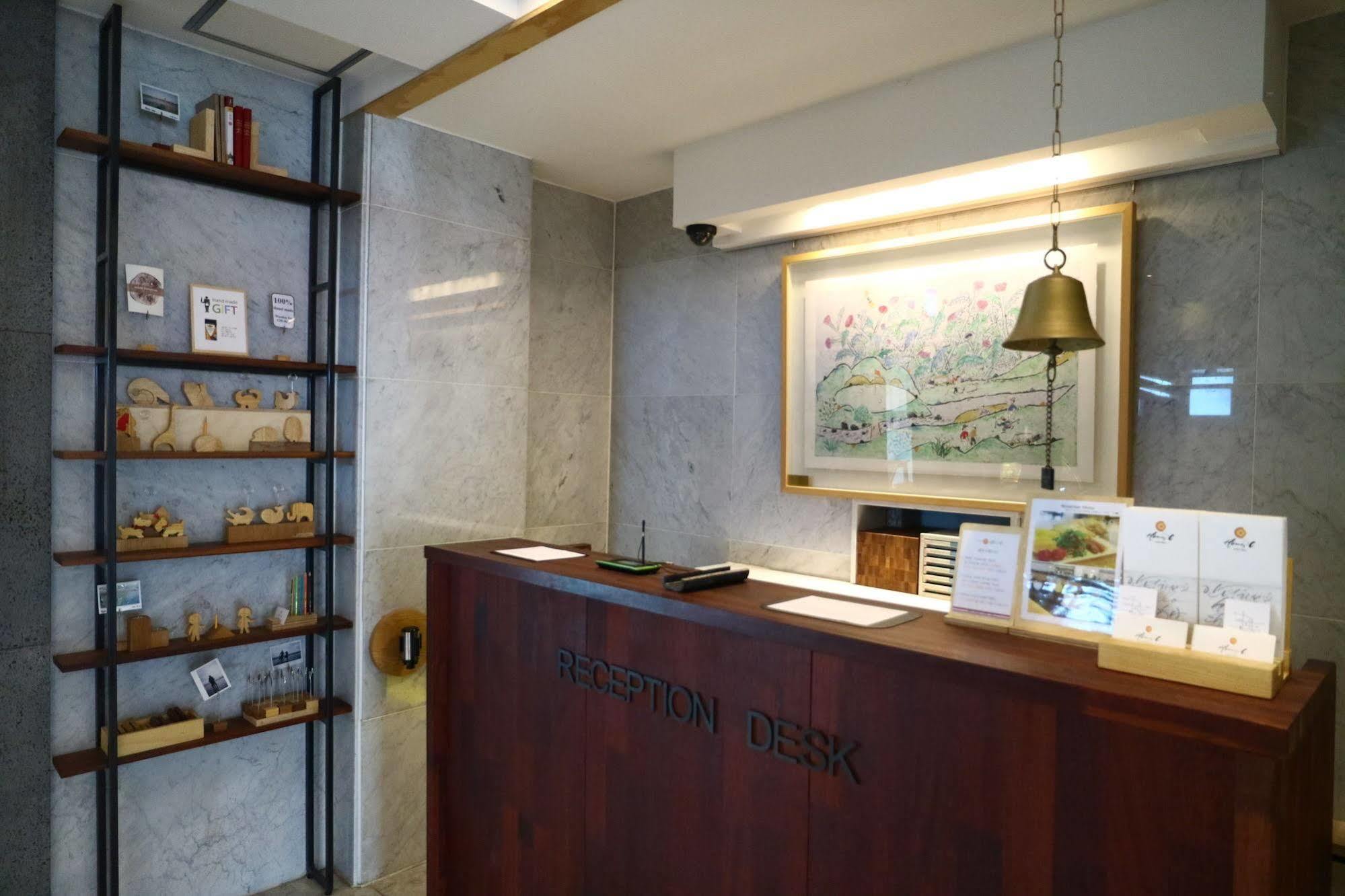 Hong C Hotel 江陵市 エクステリア 写真