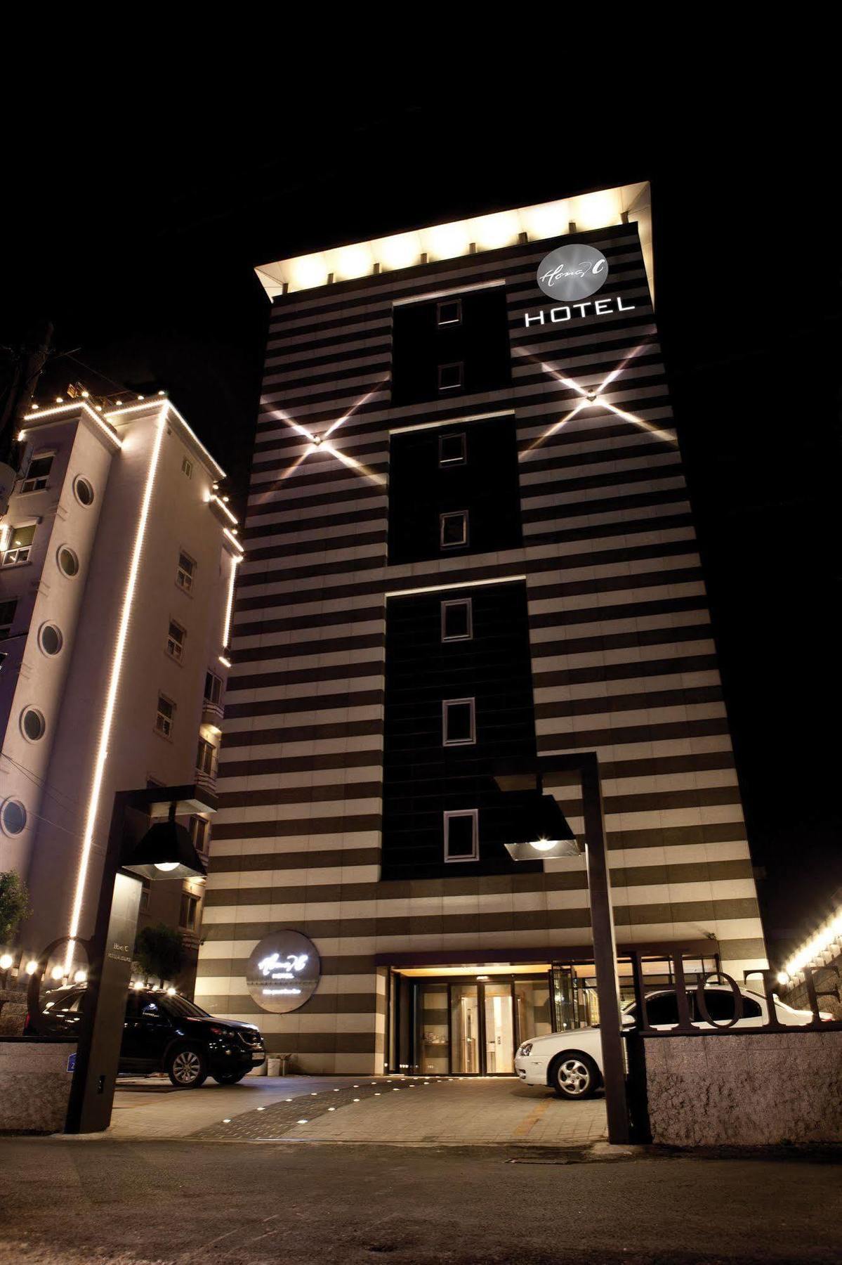 Hong C Hotel 江陵市 エクステリア 写真
